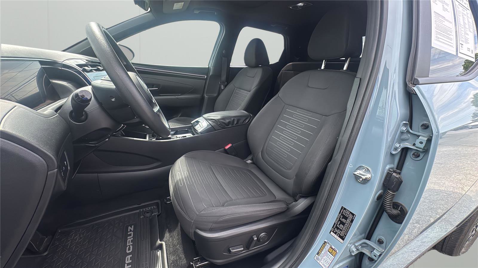 Used 2023 Hyundai Santa Cruz SEL w/ Activity Package image 10