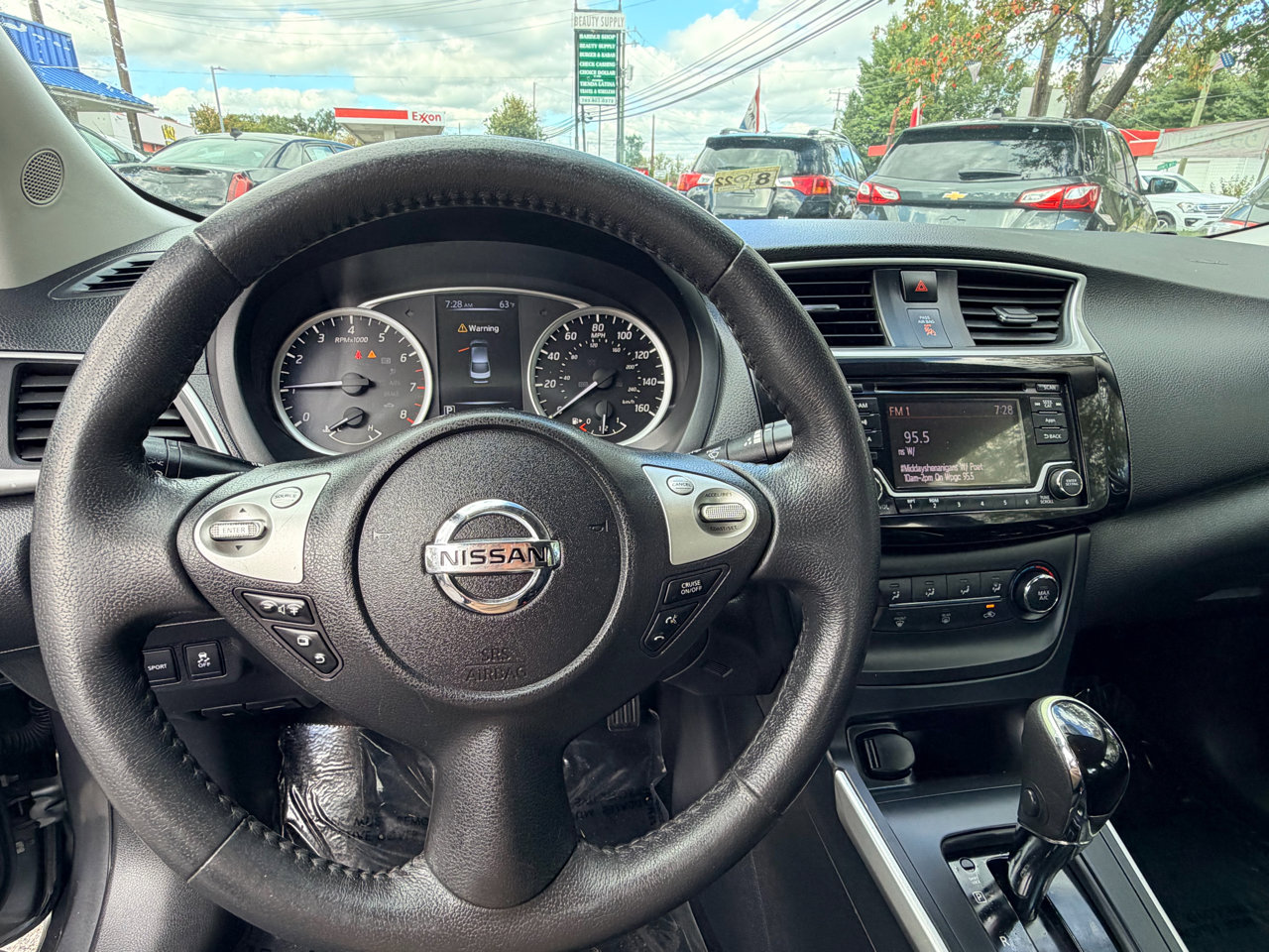 Used 2016 Nissan Sentra SV image 15