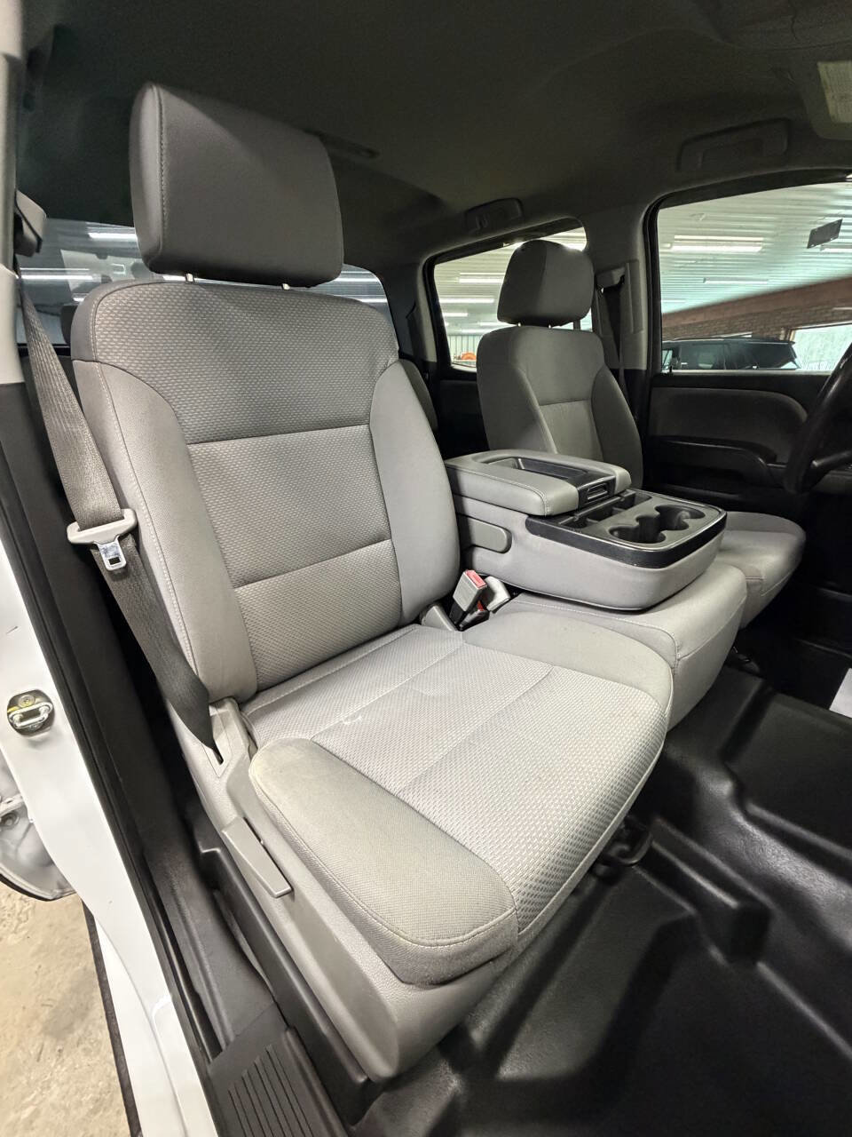 Used 2018 Chevrolet Silverado 3500 W/T image 45