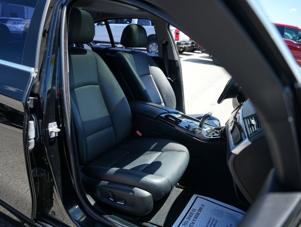 Used 2014 BMW 528i xDrive Sedan AWD/4WD image 20