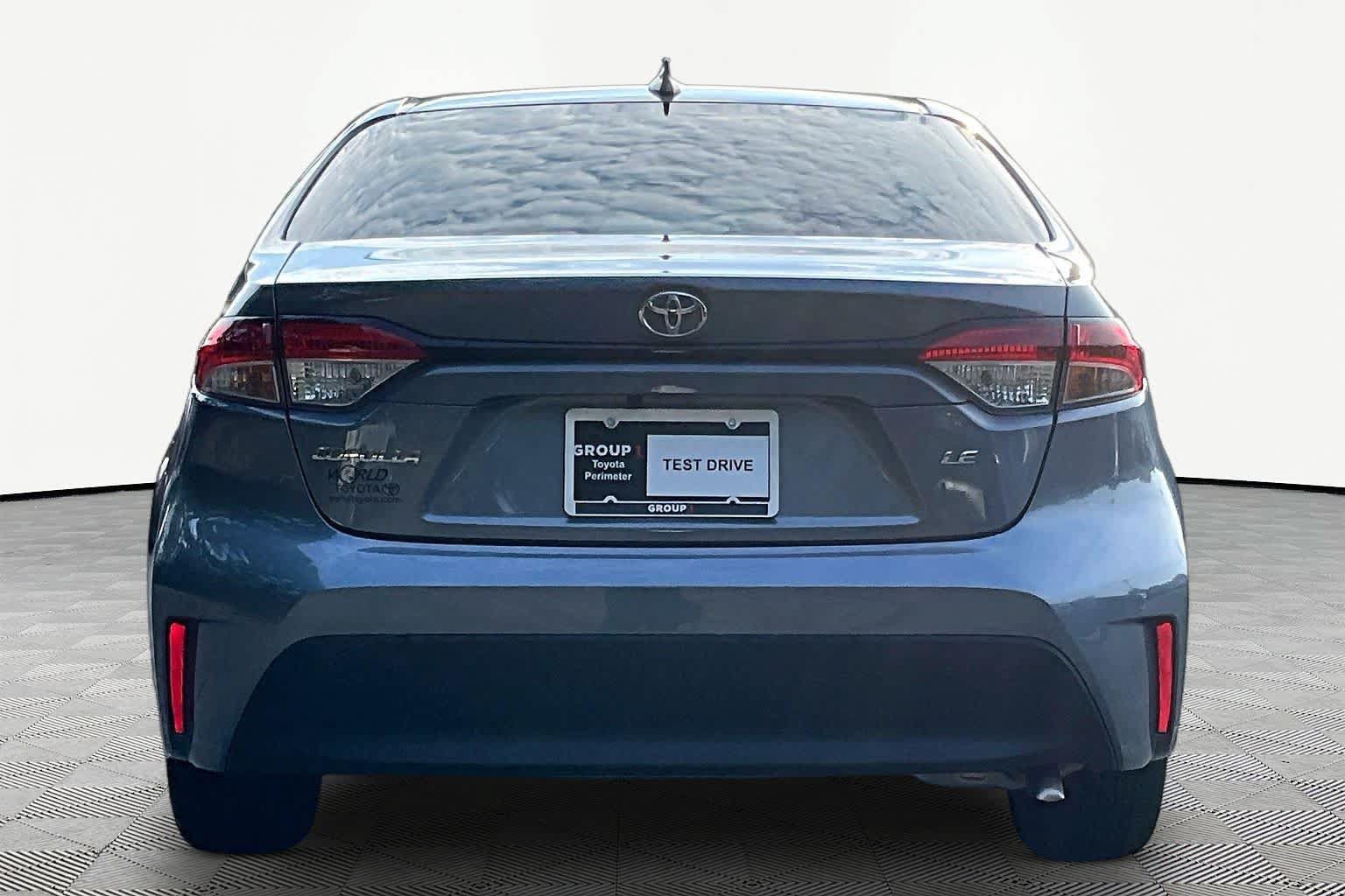 Certified 2025 Toyota Corolla LE w/ Convenience Package FWD image 5