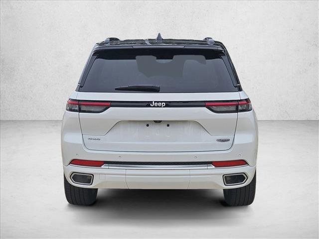Used 2024 Jeep Grand Cherokee Summit image 6