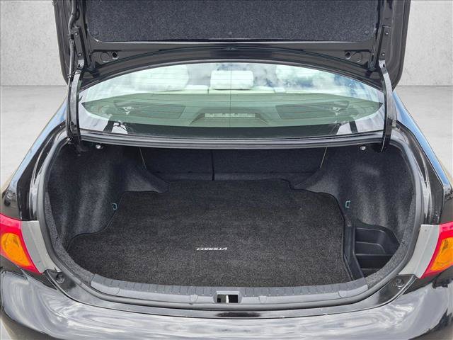 Used 2009 Toyota Corolla LE FWD image 6