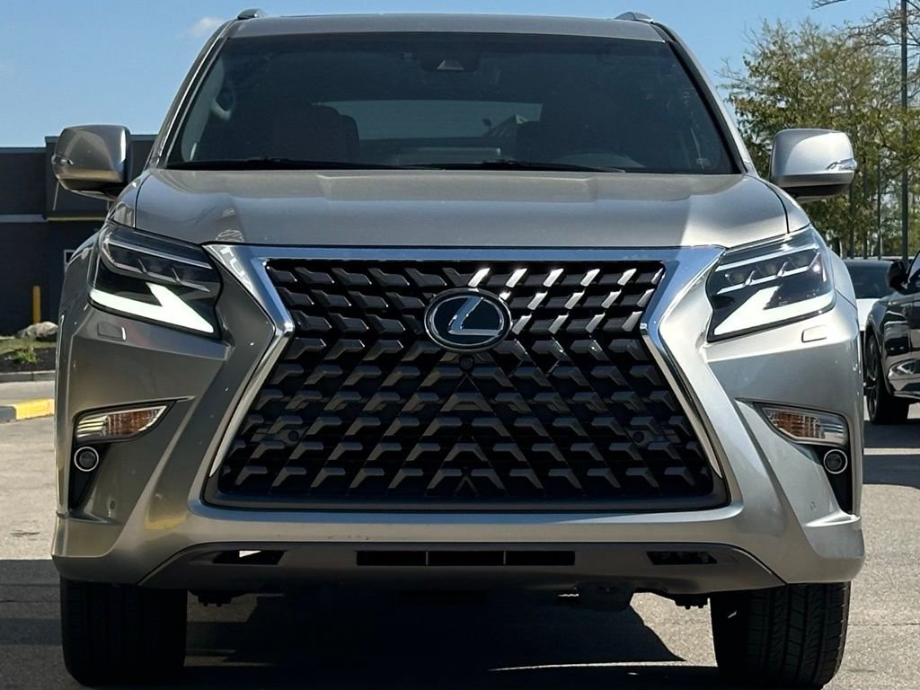 Used 2022 Lexus GX 460 Luxury image 3