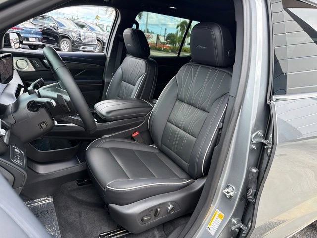 Used 2026 Buick Enclave Avenir w/ Super Cruise Package FWD image 15