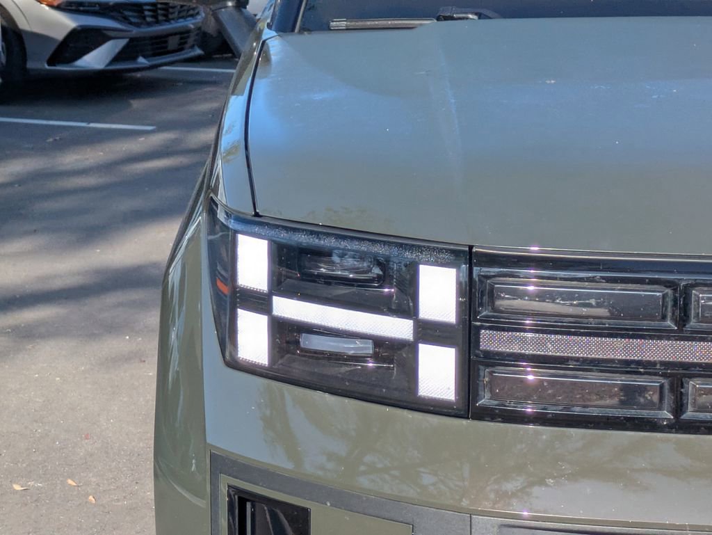 Used 2025 Hyundai Santa Fe Limited image 9