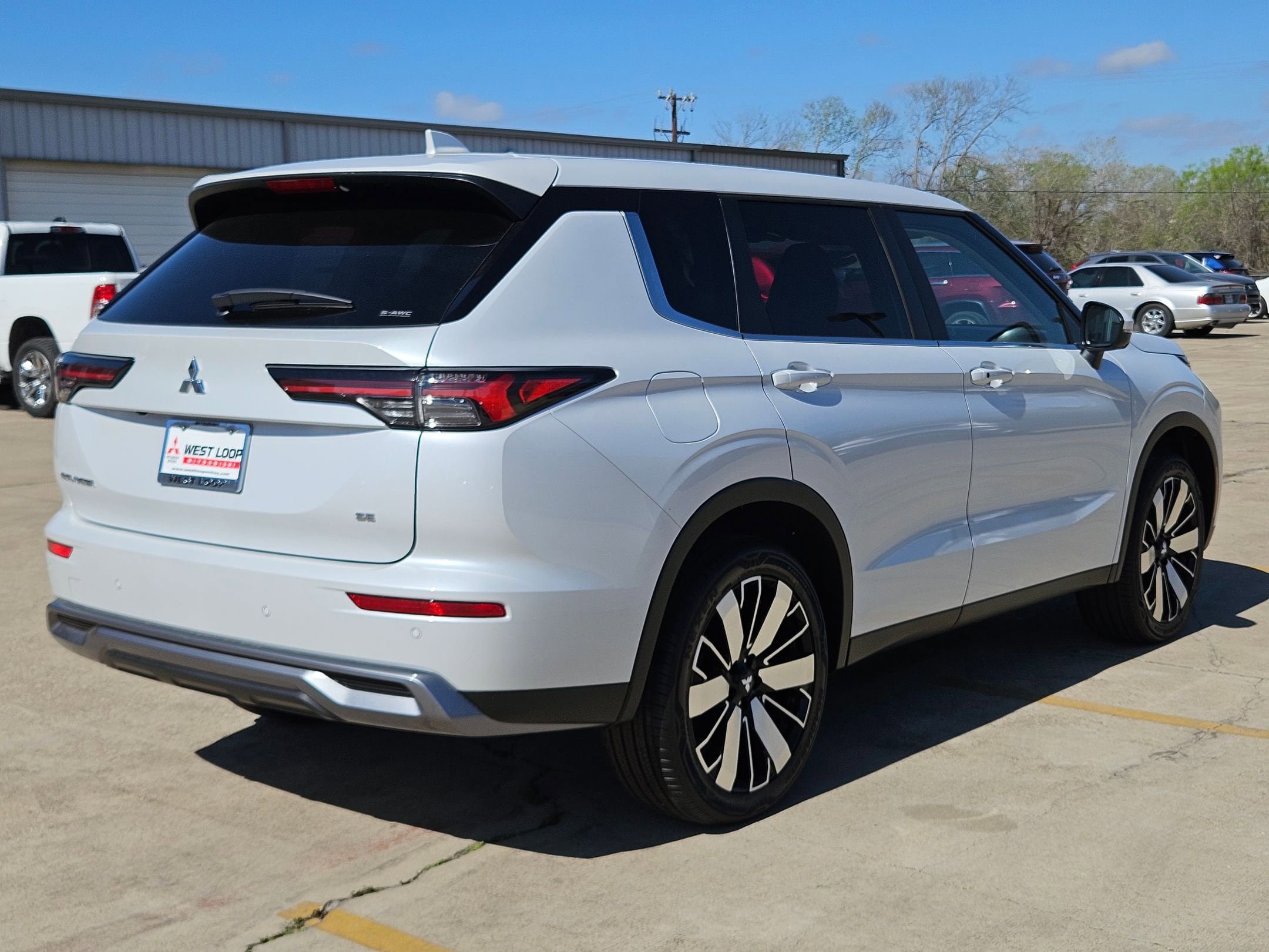New 2026 Mitsubishi Outlander SE AWD/4WD image 5
