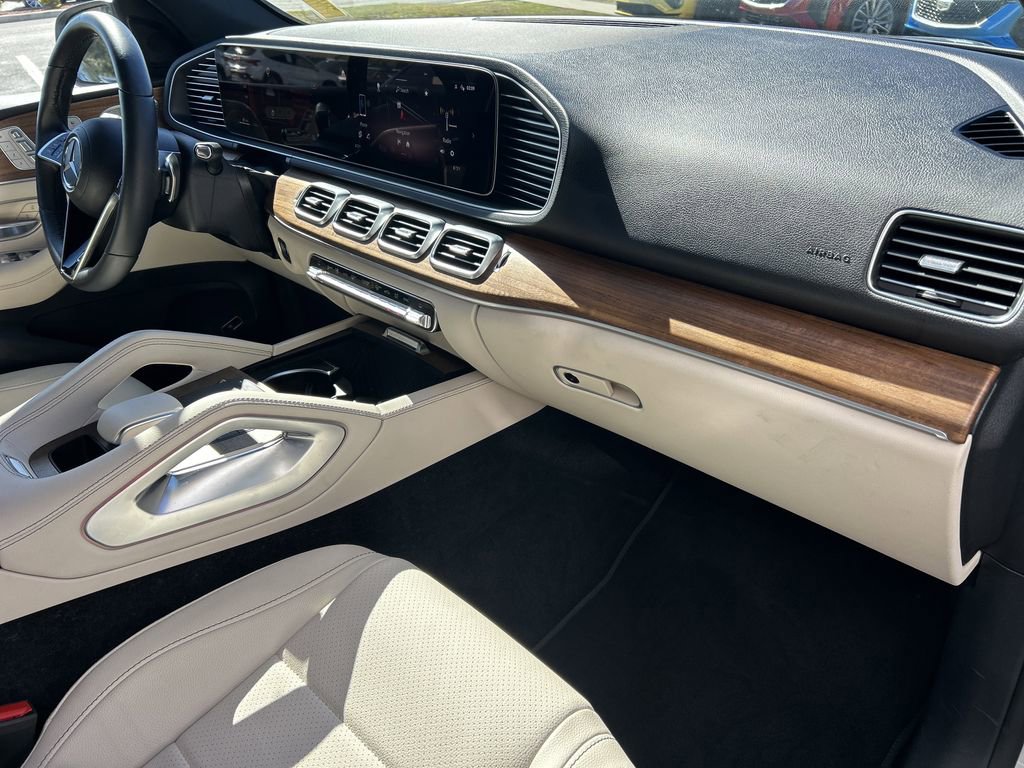 Used 2025 Mercedes-Benz GLE 350 4MATIC image 13