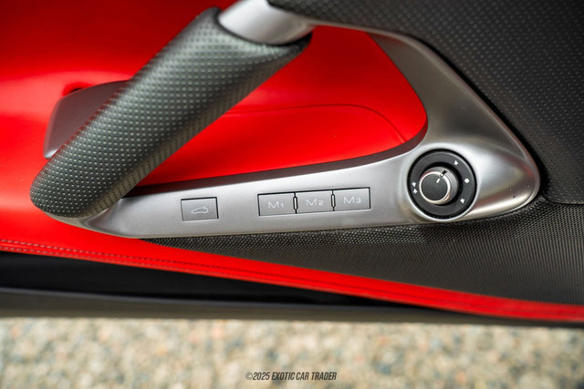 Used 2019 Ferrari 812 Superfast image 41