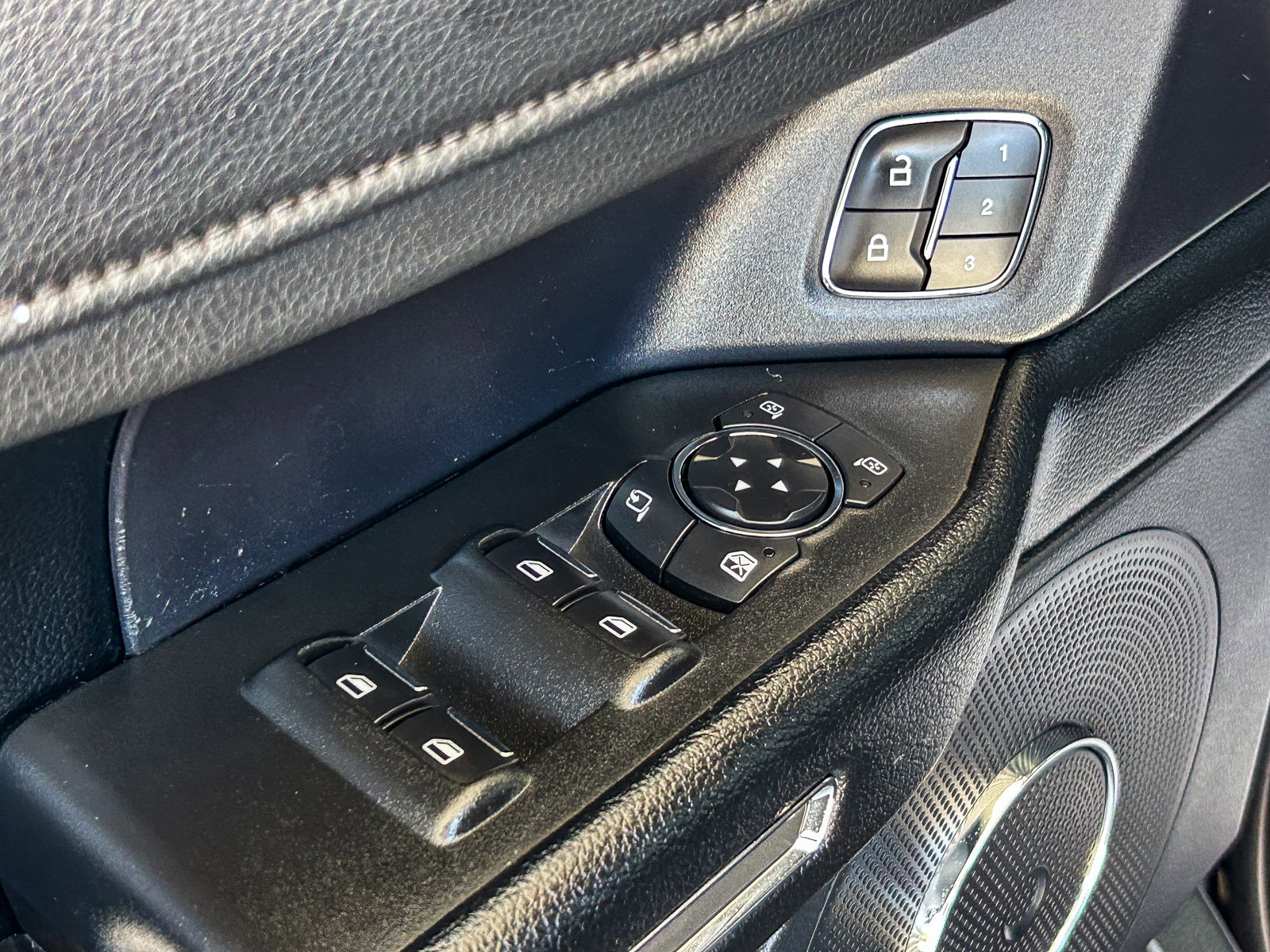 Used 2020 Ford Expedition Max XLT w/ Equipment Group 202A RWD image 26