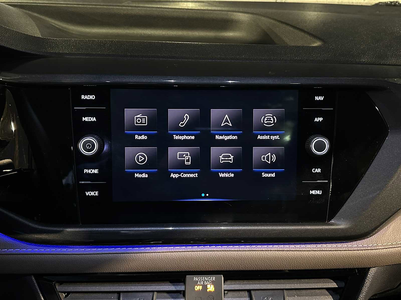 Used 2023 Volkswagen Taos SEL image 26