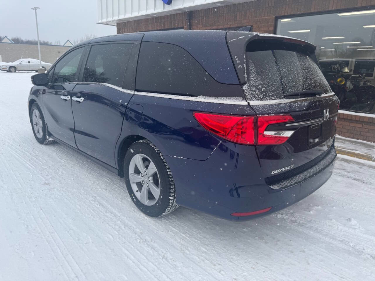 Used 2021 Honda Odyssey Touring image 4