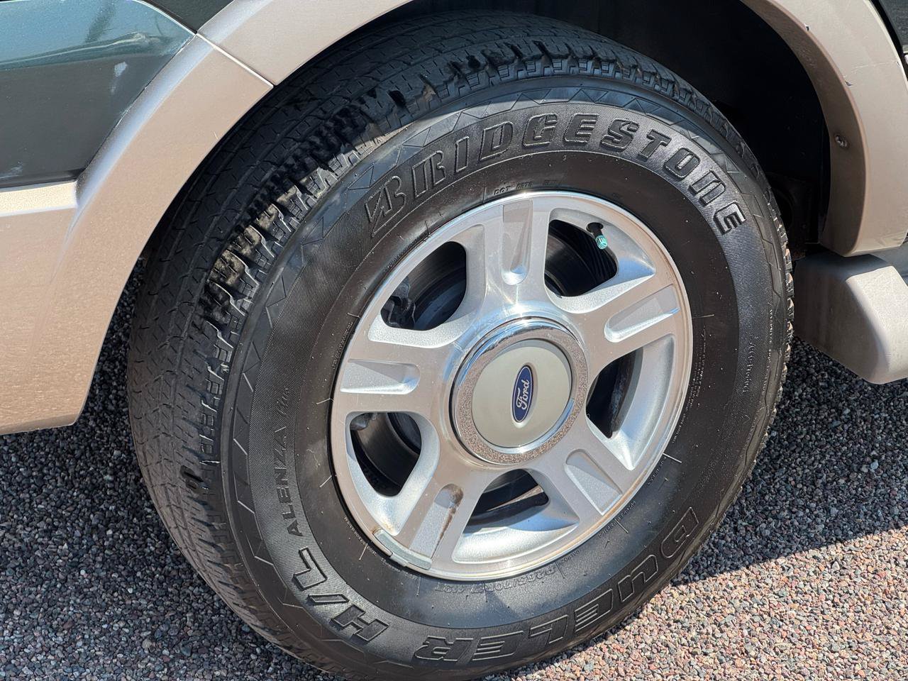 Used 2003 Ford Expedition Eddie Bauer RWD image 14
