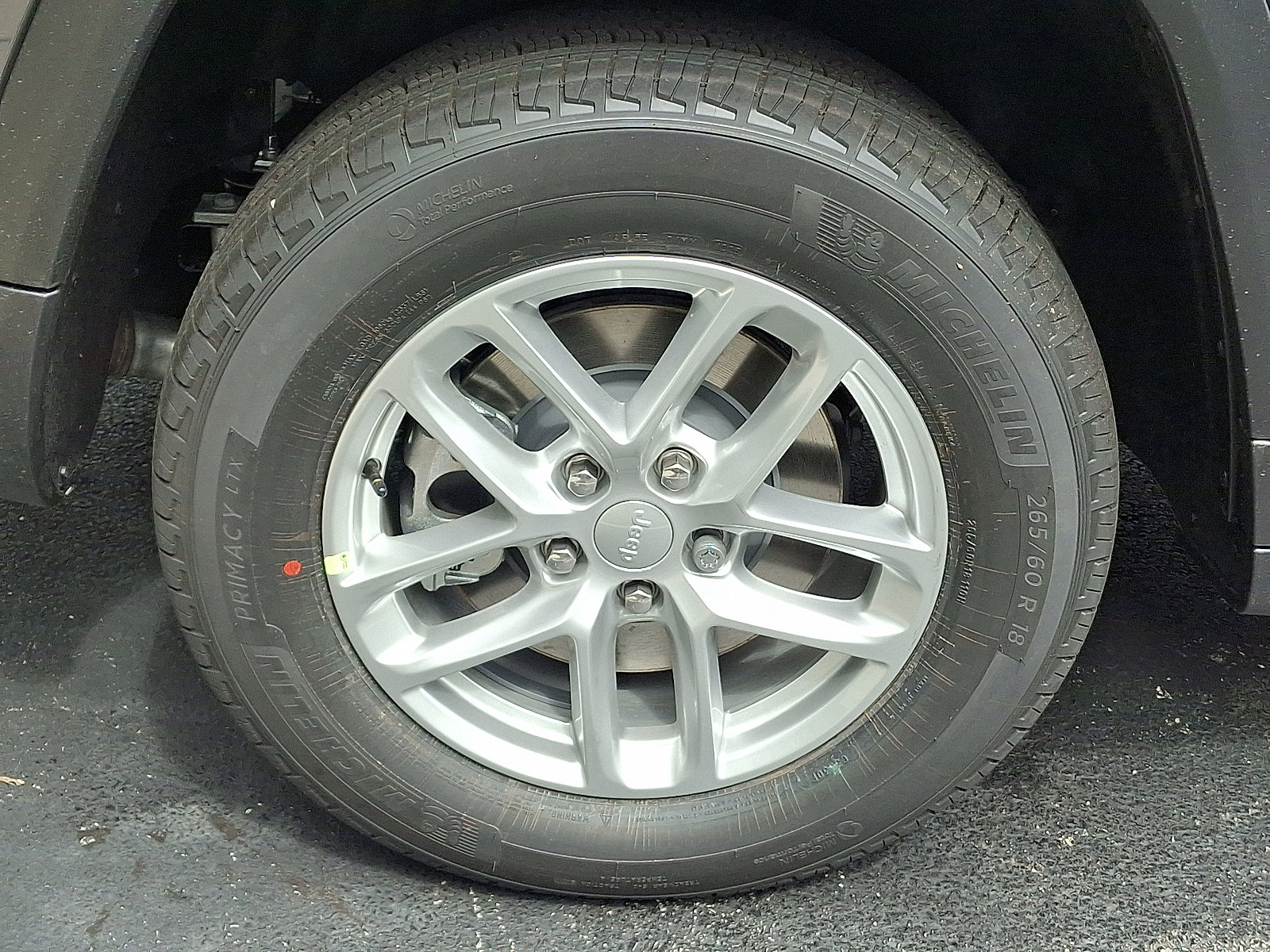 New 2025 Jeep Grand Cherokee L Laredo w/ Luxury Tech Group I image 5