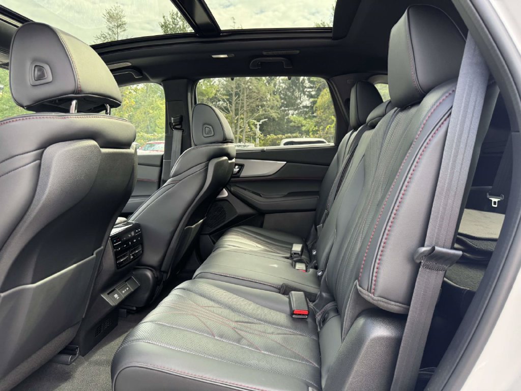 Certified 2026 Acura MDX A-Spec w/ Advance Package AWD/4WD image 10