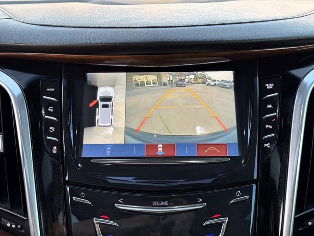 Used 2019 Cadillac Escalade ESV Premium Luxury w/ LPO, Radiant Package image 27