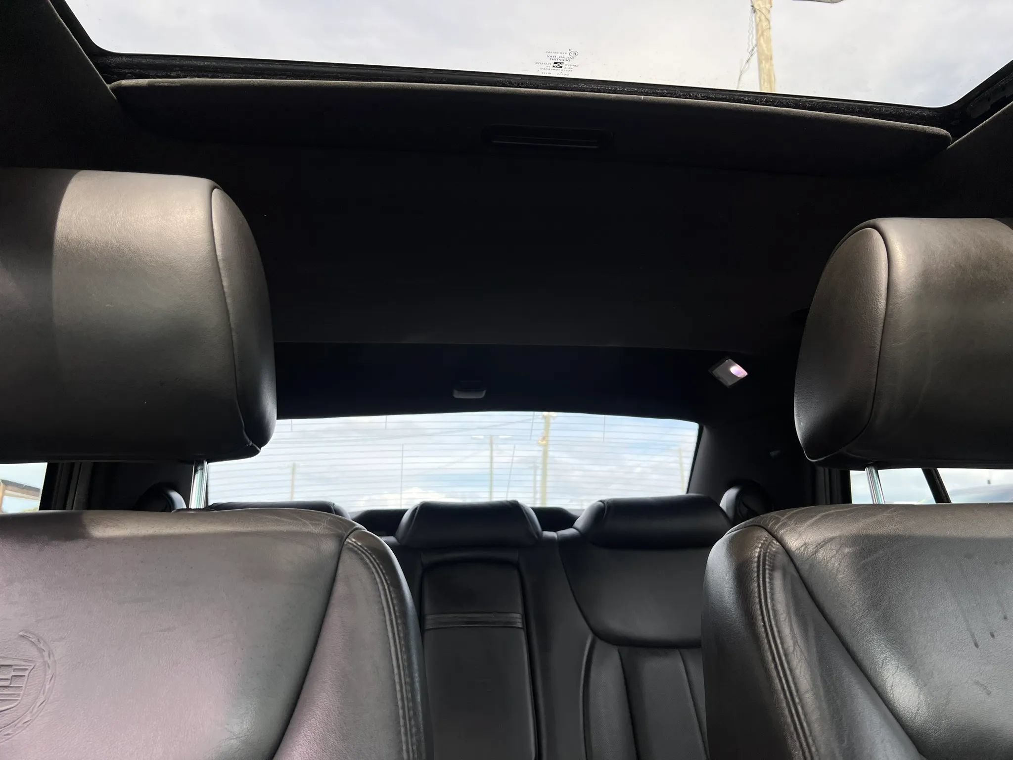 Used 2007 Cadillac DTS Luxury I w/ Sun And Navigation Package FWD image 19