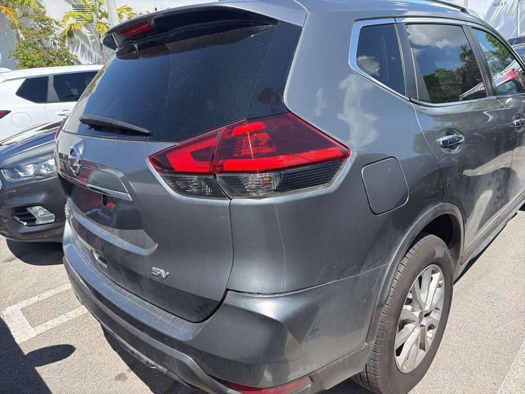 Used 2018 Nissan Rogue SV image 7