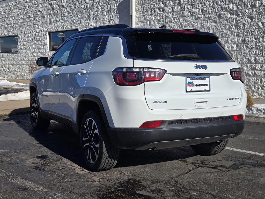 Used 2024 Jeep Compass Limited image 3