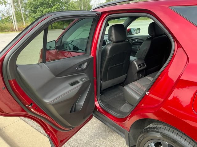 Used 2024 Chevrolet Equinox RS FWD image 17