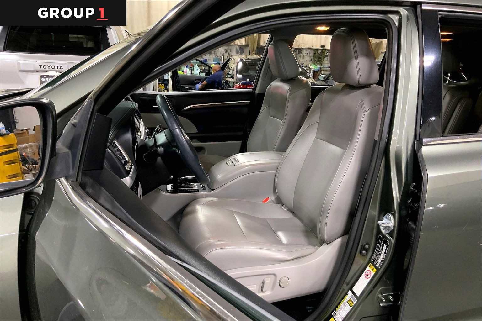 Used 2016 Toyota Highlander Limited Platinum image 7