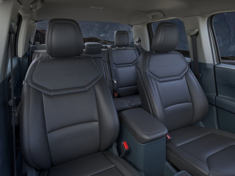 New 2026 Ford Maverick Lariat w/ Black Appearance Package image 10