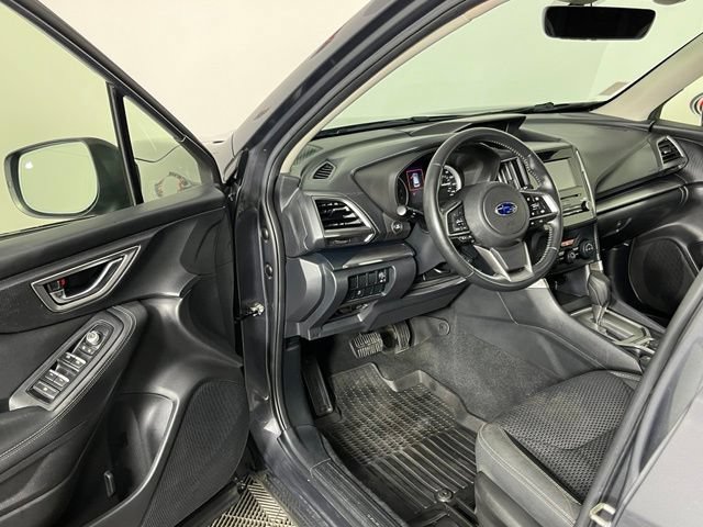 Used 2020 Subaru Forester Premium AWD/4WD image 22