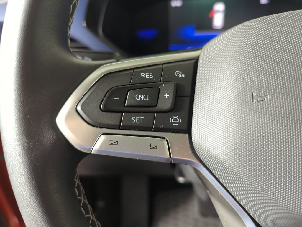 Used 2022 Volkswagen Taos SE image 27