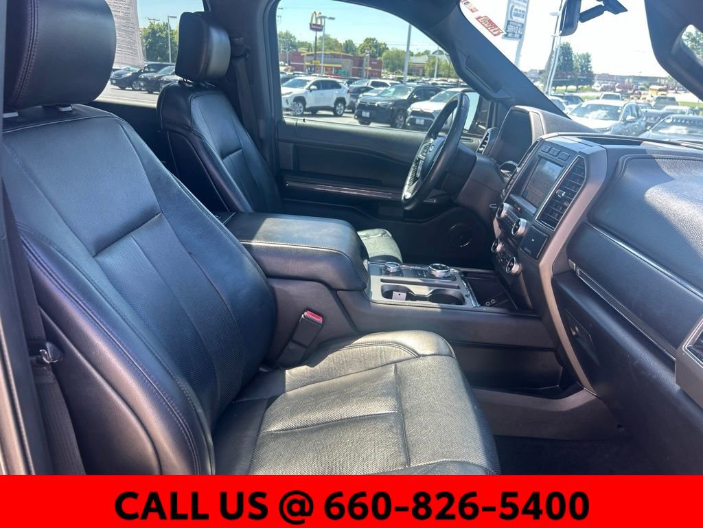 Used 2018 Ford Expedition Max XLT w/ Equipment Group 202A AWD/4WD image 6