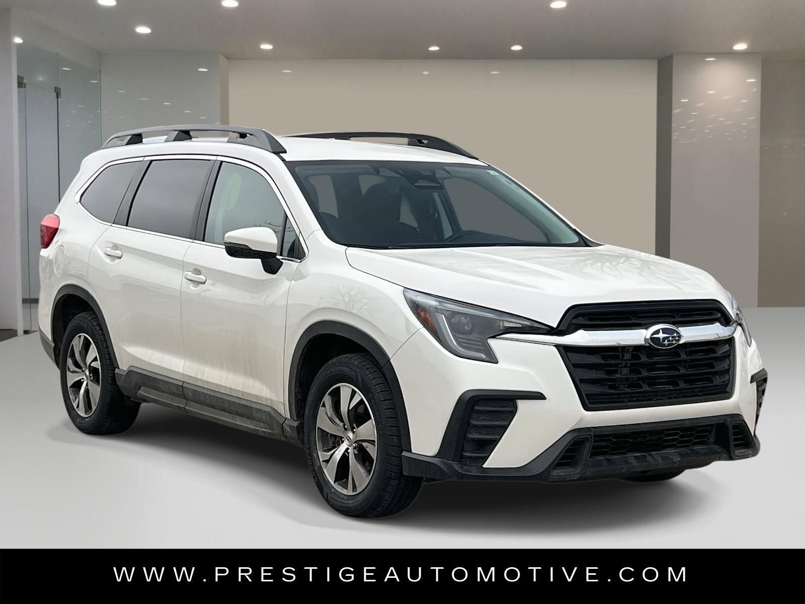 Used 2023 Subaru Ascent Premium w/ Convenience Package image 6