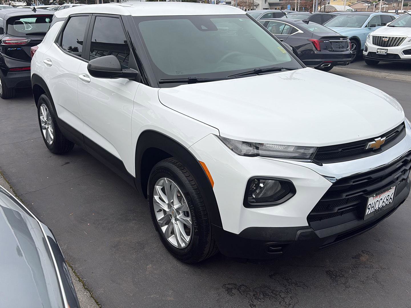 Used 2023 Chevrolet TrailBlazer LS image 30