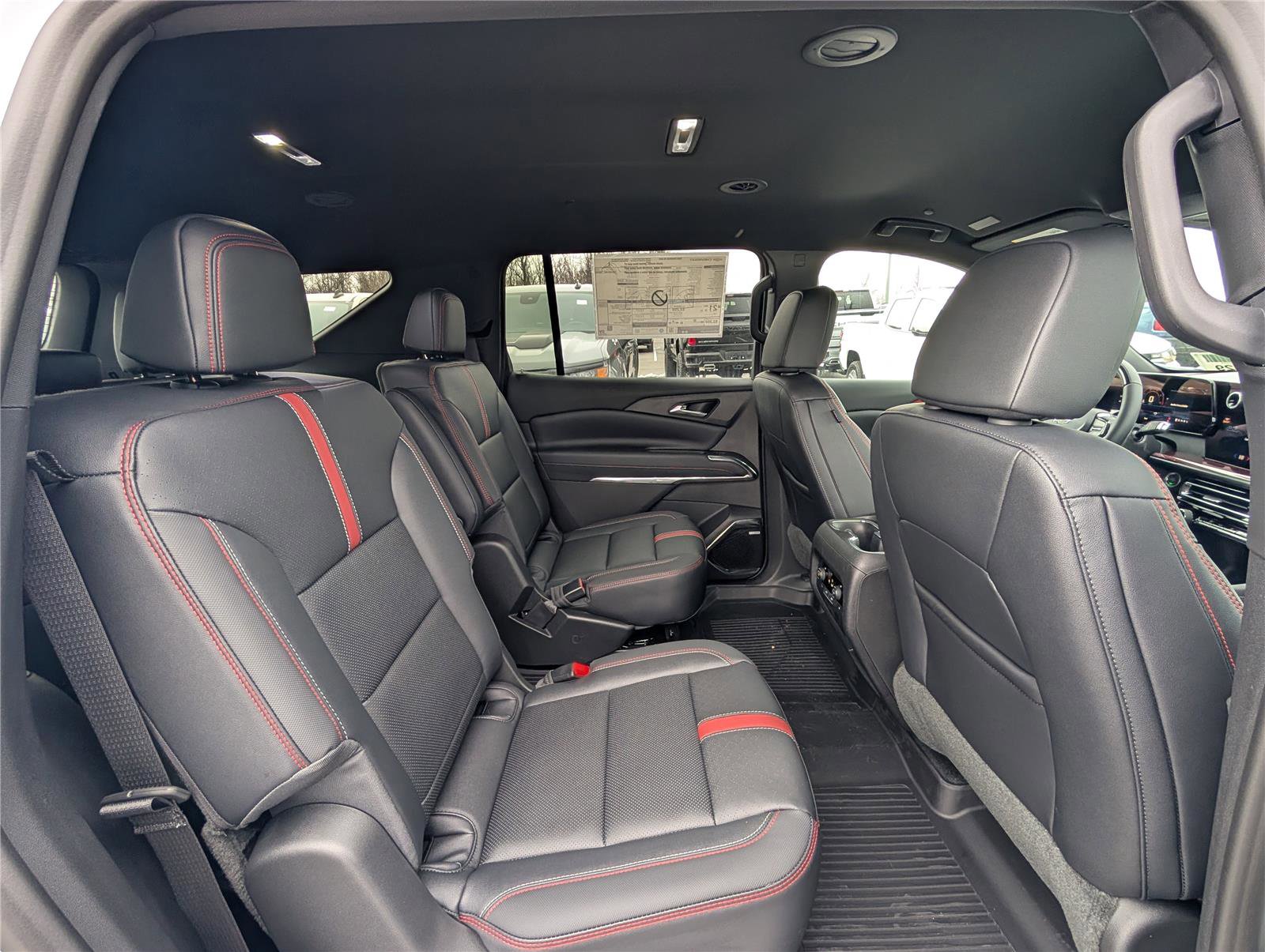 New 2026 Chevrolet Traverse RS w/ LPO, Floor Liner Package image 7