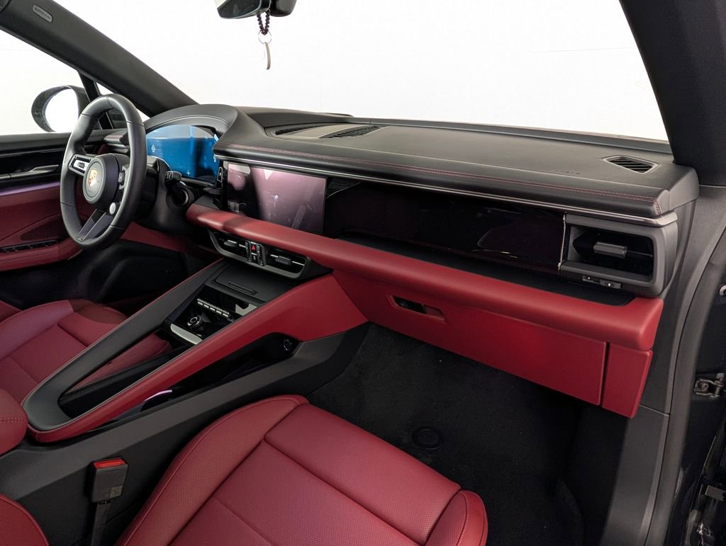 New 2026 Porsche Macan Electric image 20