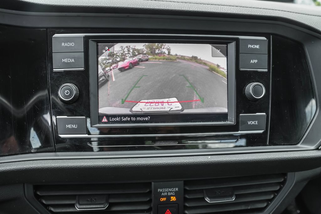 Certified 2023 Volkswagen Jetta SE FWD image 6