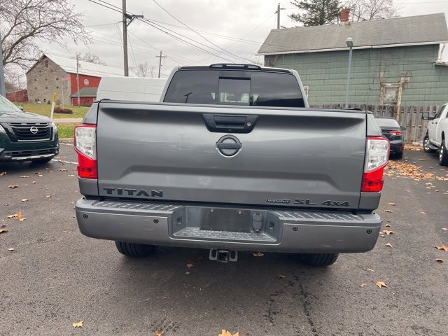 Used 2018 Nissan Titan SL w/ Midnight Edition image 3