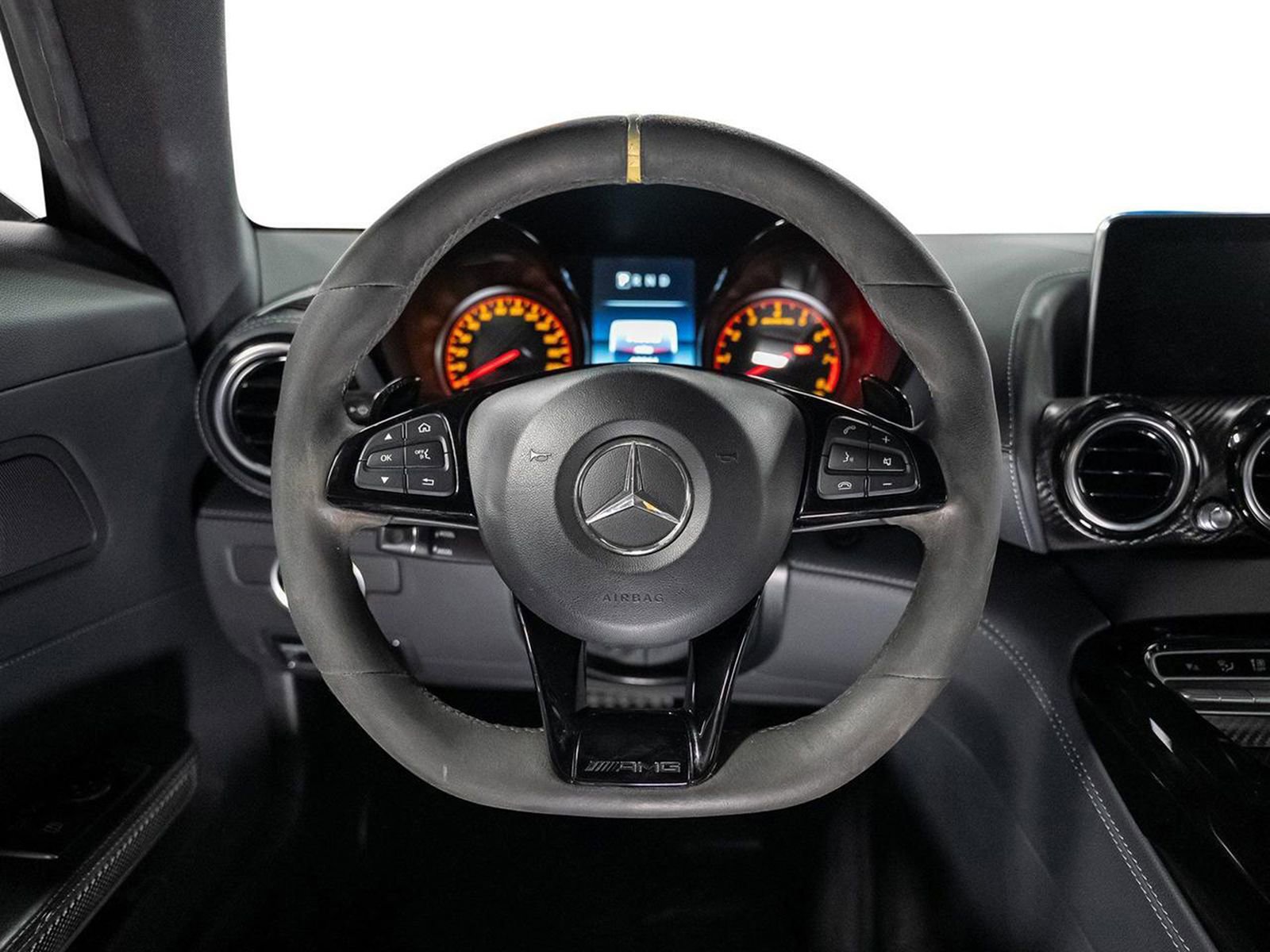 Used 2019 Mercedes-Benz AMG GT R image 4