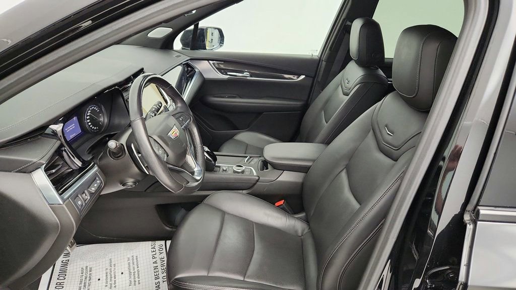 Used 2024 Cadillac XT6 Sport w/ Technology Package image 21