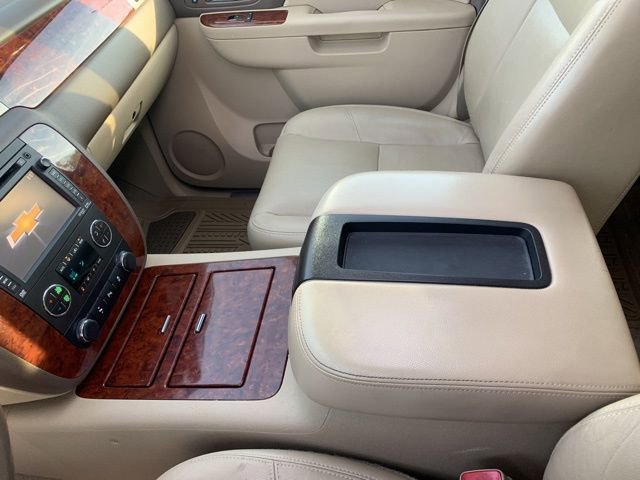Used 2012 Chevrolet Tahoe LTZ image 35