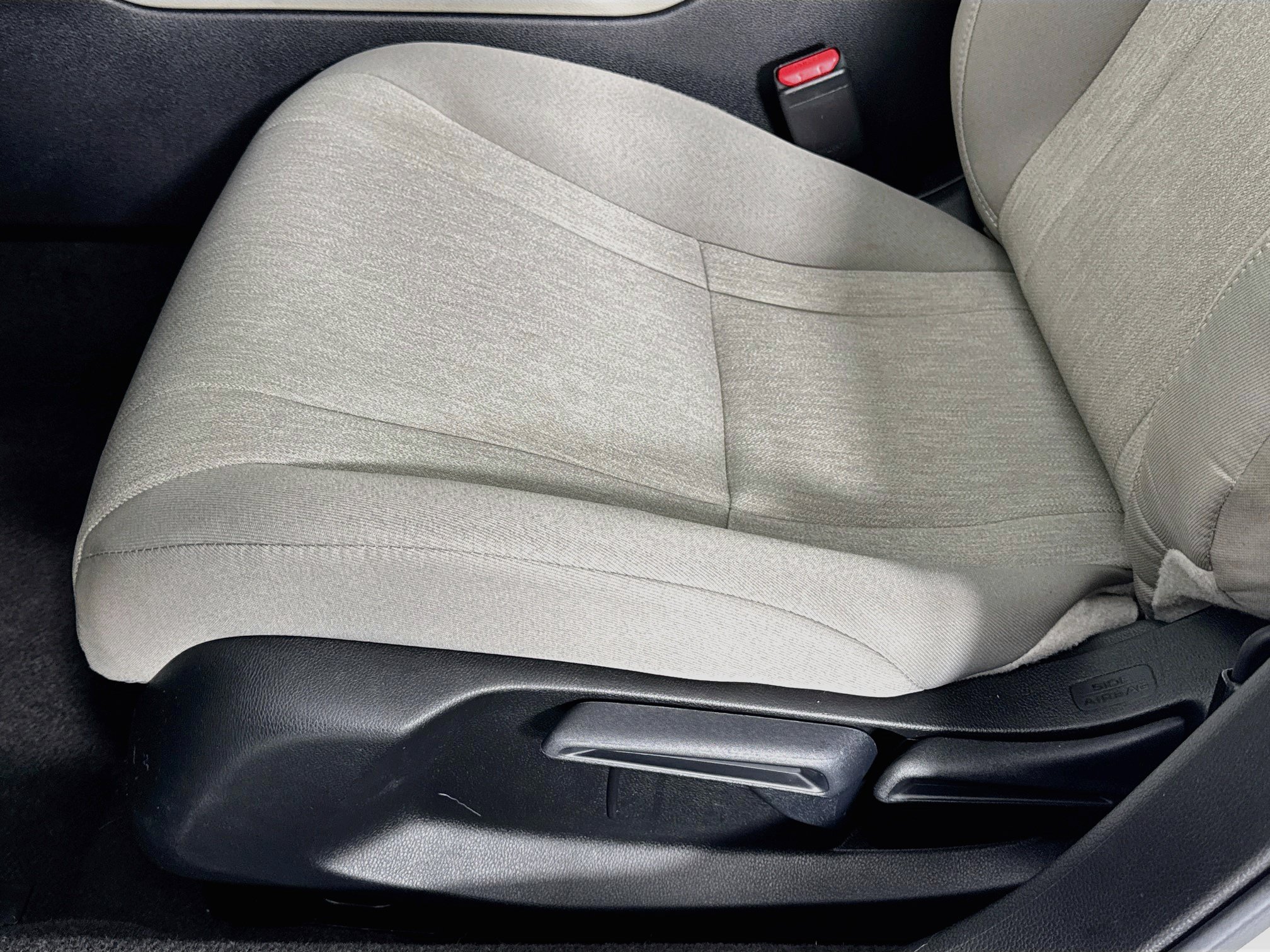 Used 2025 Honda Accord LX image 18