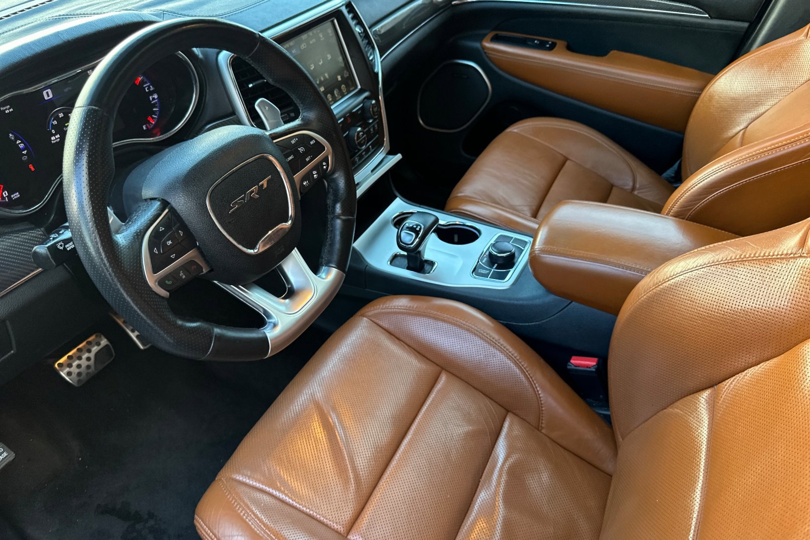 Used 2015 Jeep Grand Cherokee SRT w/ Trailer Tow Group IV image 10