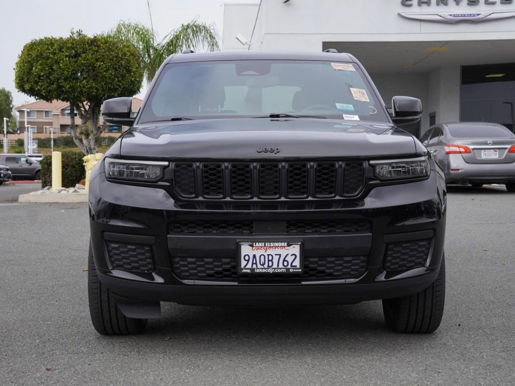 Used 2022 Jeep Grand Cherokee L Laredo image 9