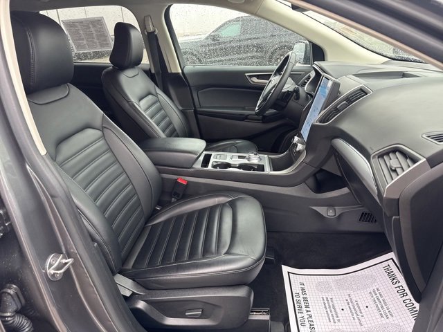 Used 2021 Ford Edge SEL w/ Convenience Package image 16