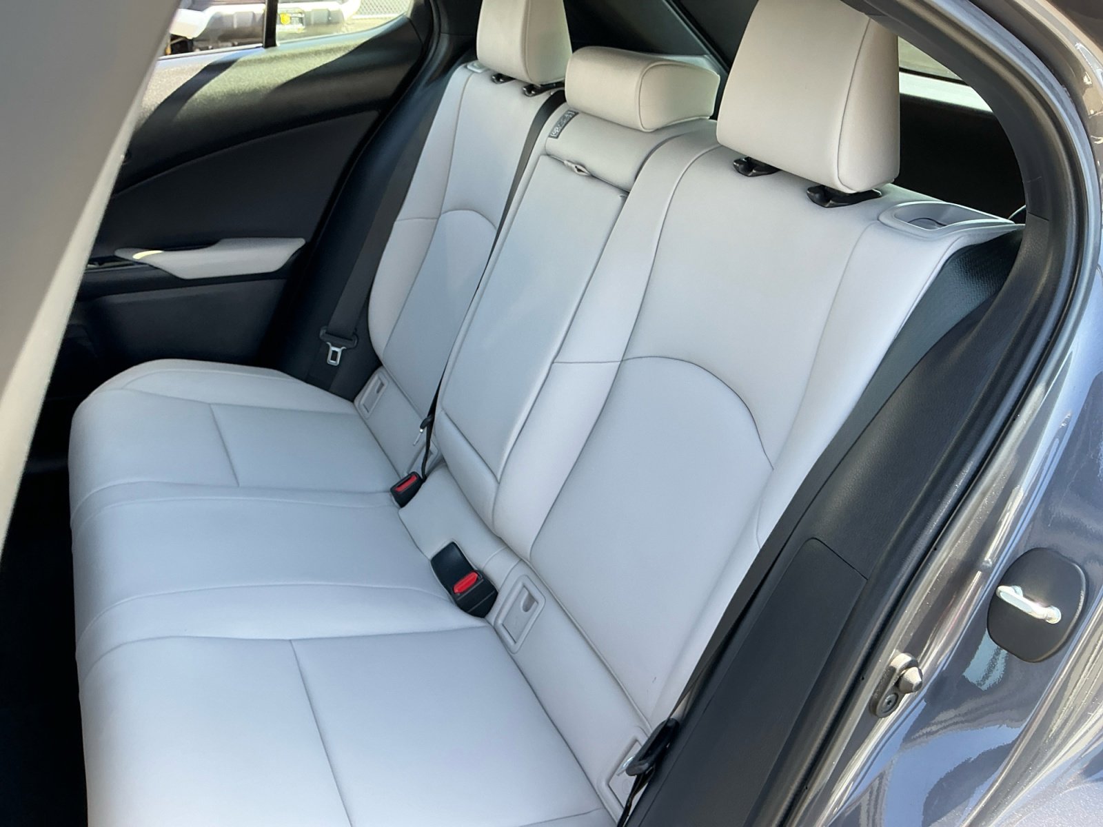 Used 2023 Lexus UX 250h FWD w/ Accessory Package (Z2) image 19