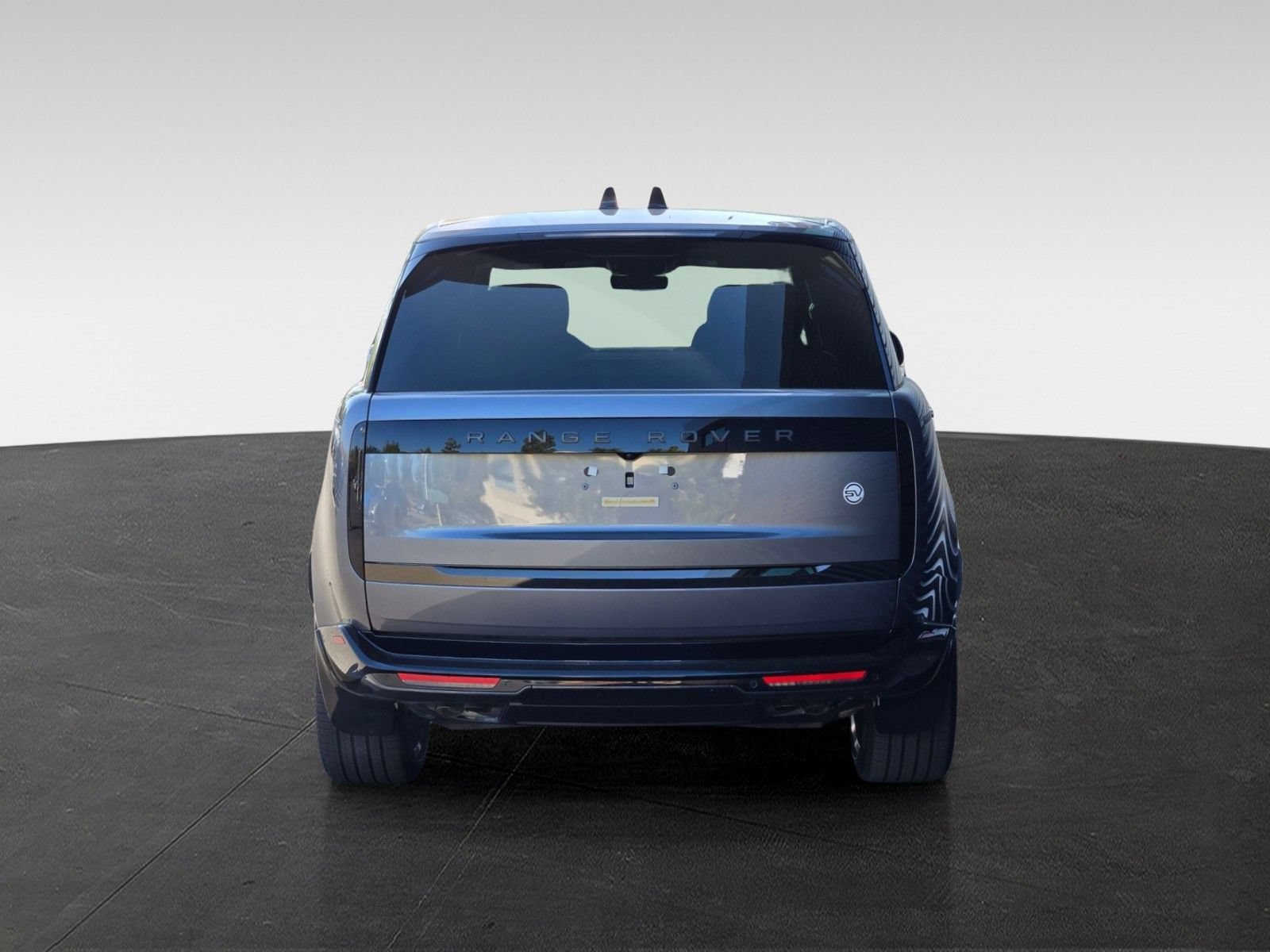 New 2026 Land Rover Range Rover SV AWD/4WD image 6