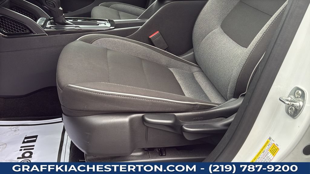 Used 2025 Chevrolet TrailBlazer LT AWD/4WD image 25