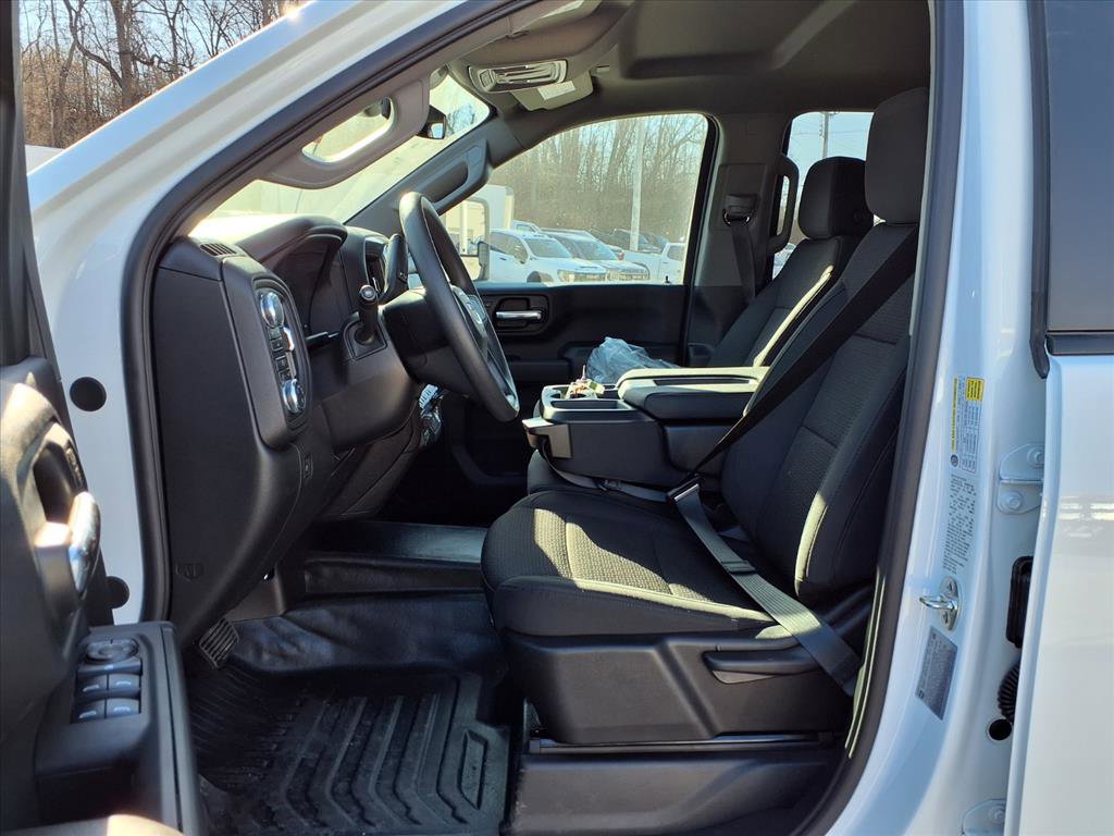 New 2026 GMC Sierra 3500 Pro w/ Convenience Package image 15