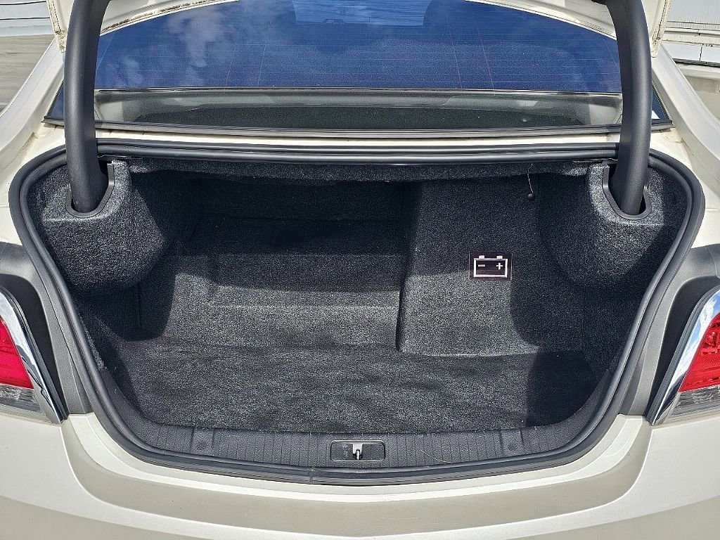 Used 2013 Buick LaCrosse Leather w/ Entertainment Package image 11
