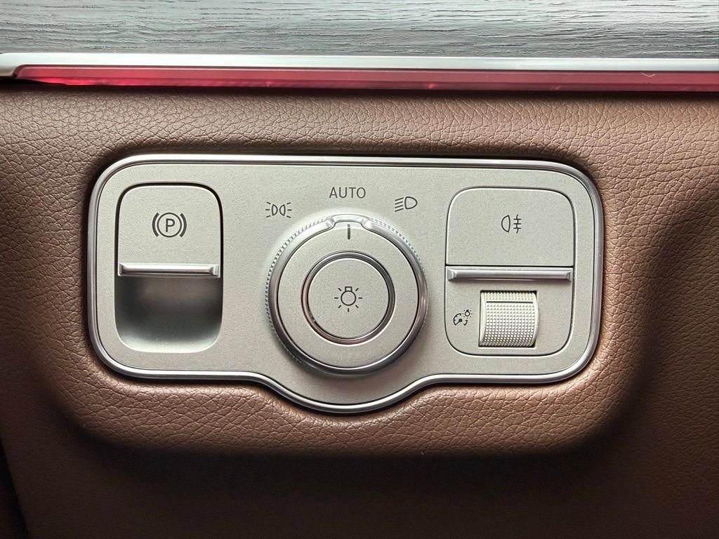 New 2025 Mercedes-Benz GLS 450 4MATIC image 37