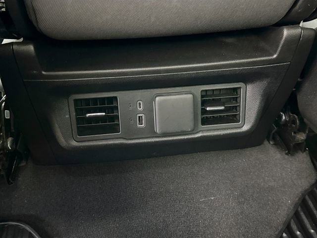Used 2024 Chevrolet Silverado 1500 LT image 25