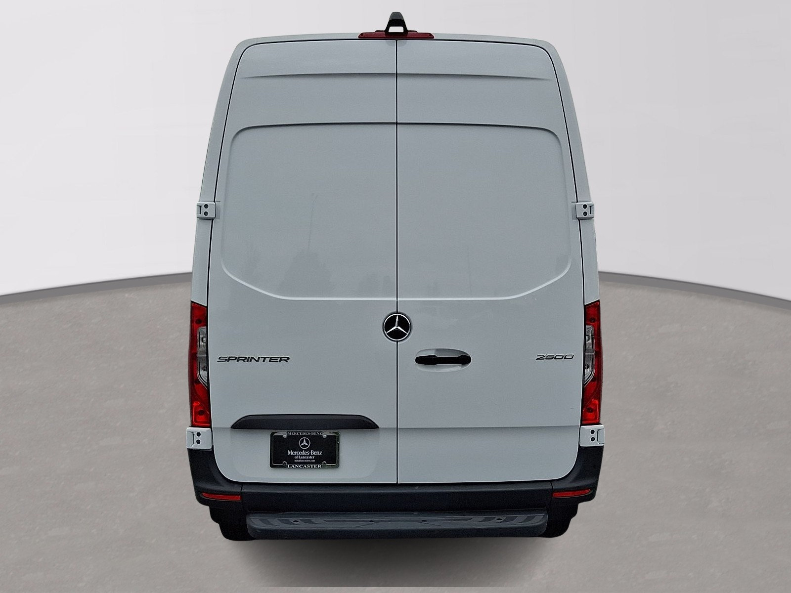 Used 2025 Mercedes-Benz Sprinter 2500 image 6